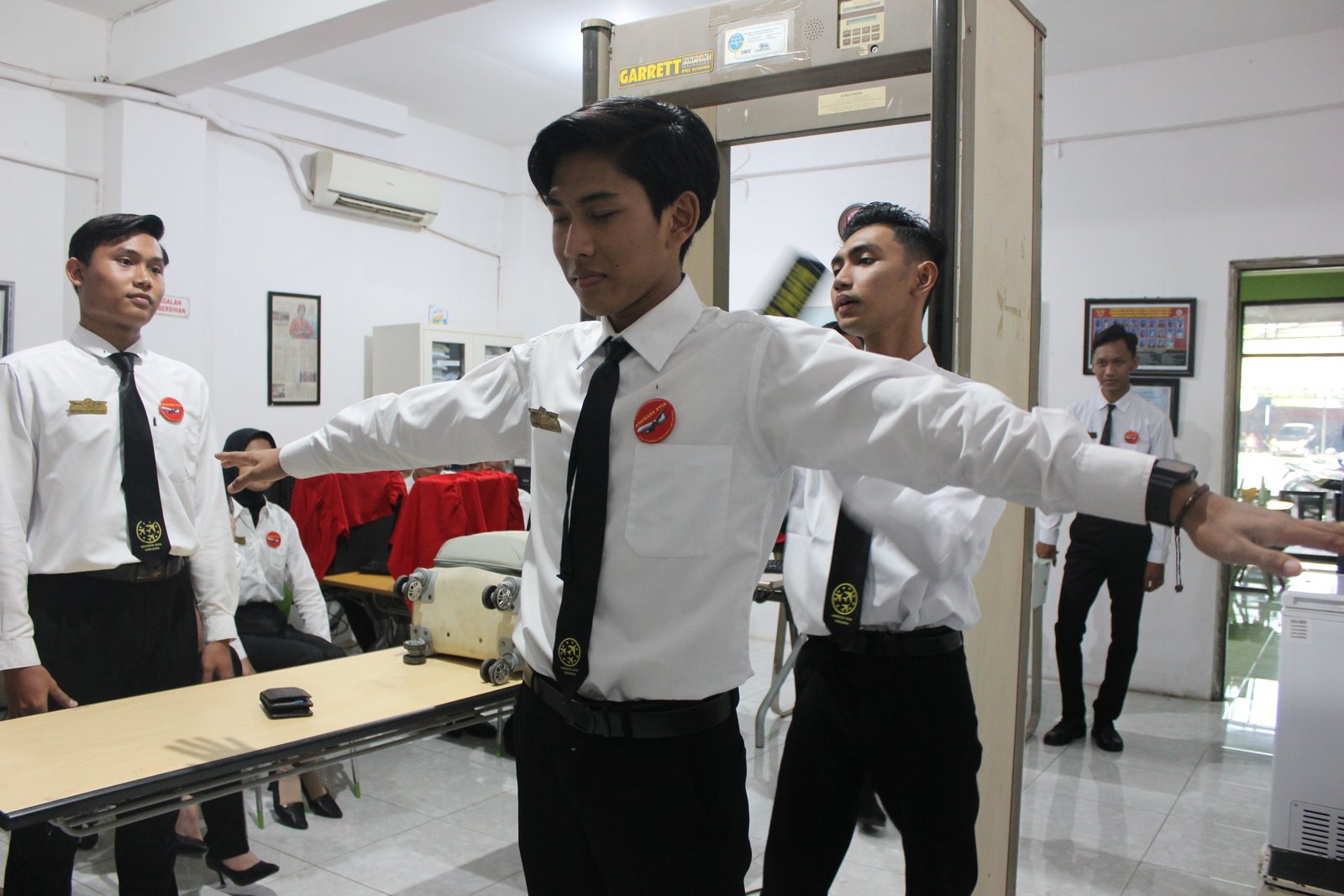Program Aviation Security (AVSEC)